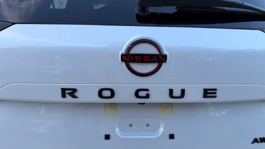 New 2026 Everest White Pearl TriCoat Nissan Rock Creek® image 10