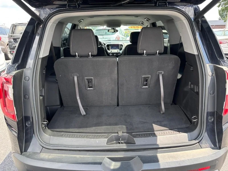 2021 GMC Acadia SLE - Photo 6