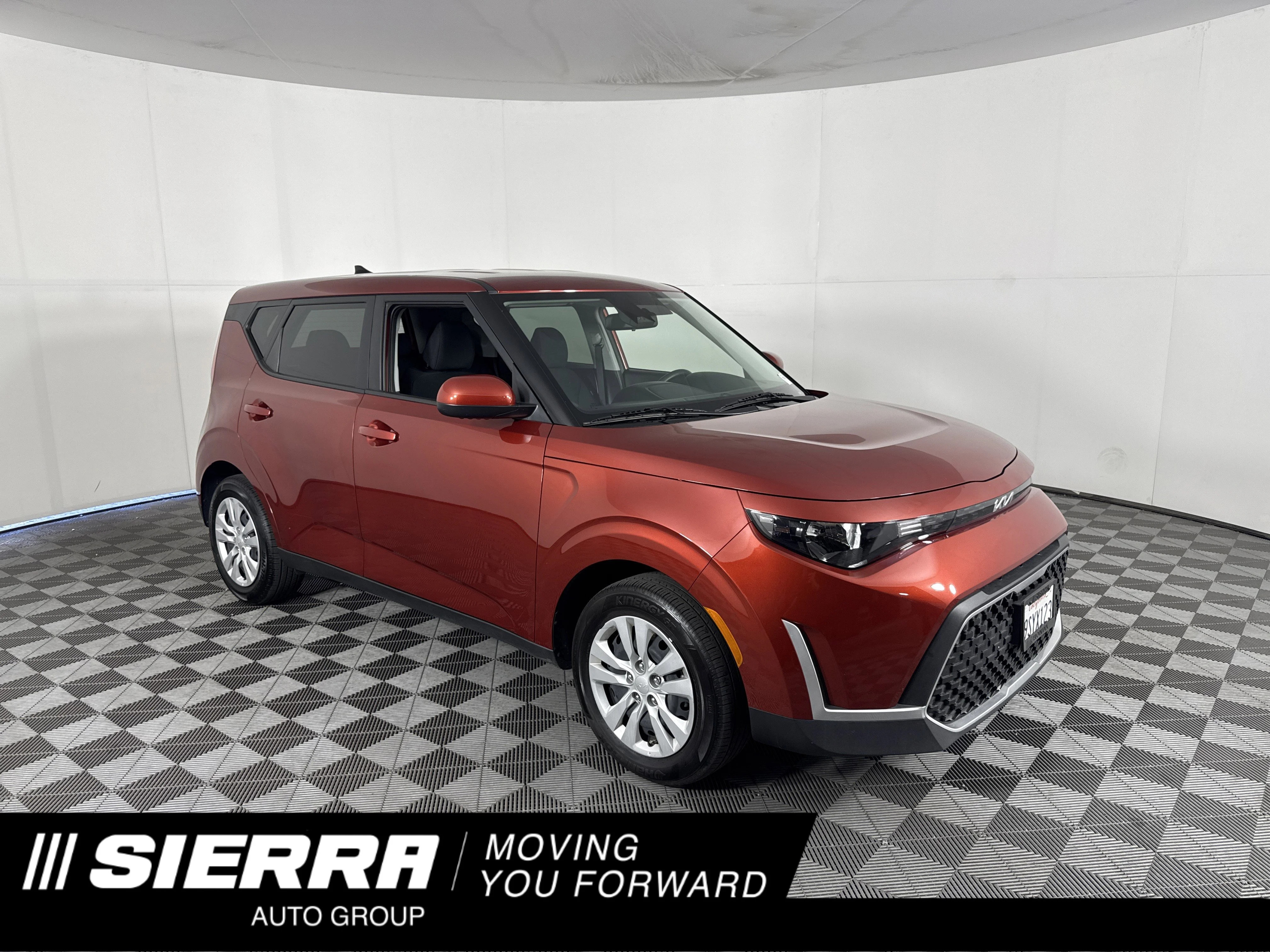 2025 Kia Soul 2.0L LX IVT's photo