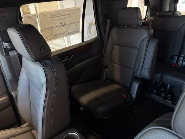 2027 GMC Yukon Denali - Photo 23