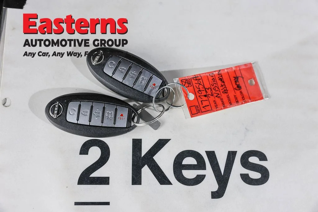 Used 2023 Gray Nissan 2.5 SV image 25
