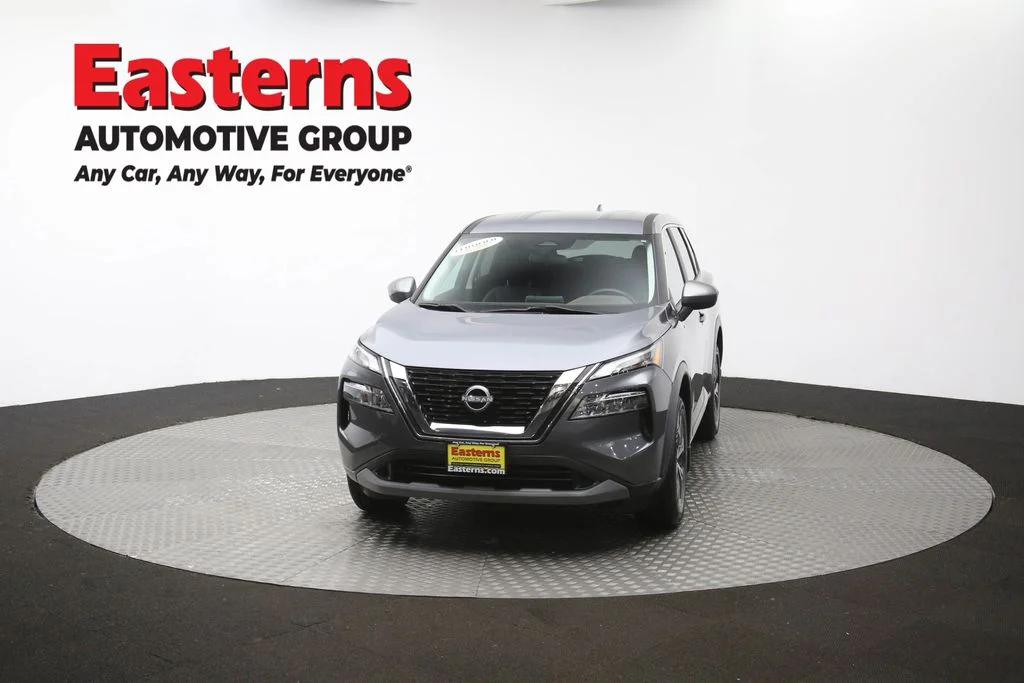 Used 2023 Gray Nissan SV image 49