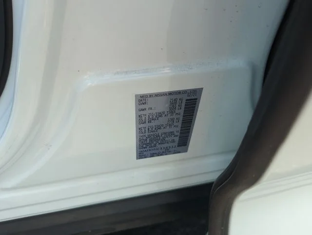 Used 2025 White Nissan SL image 52
