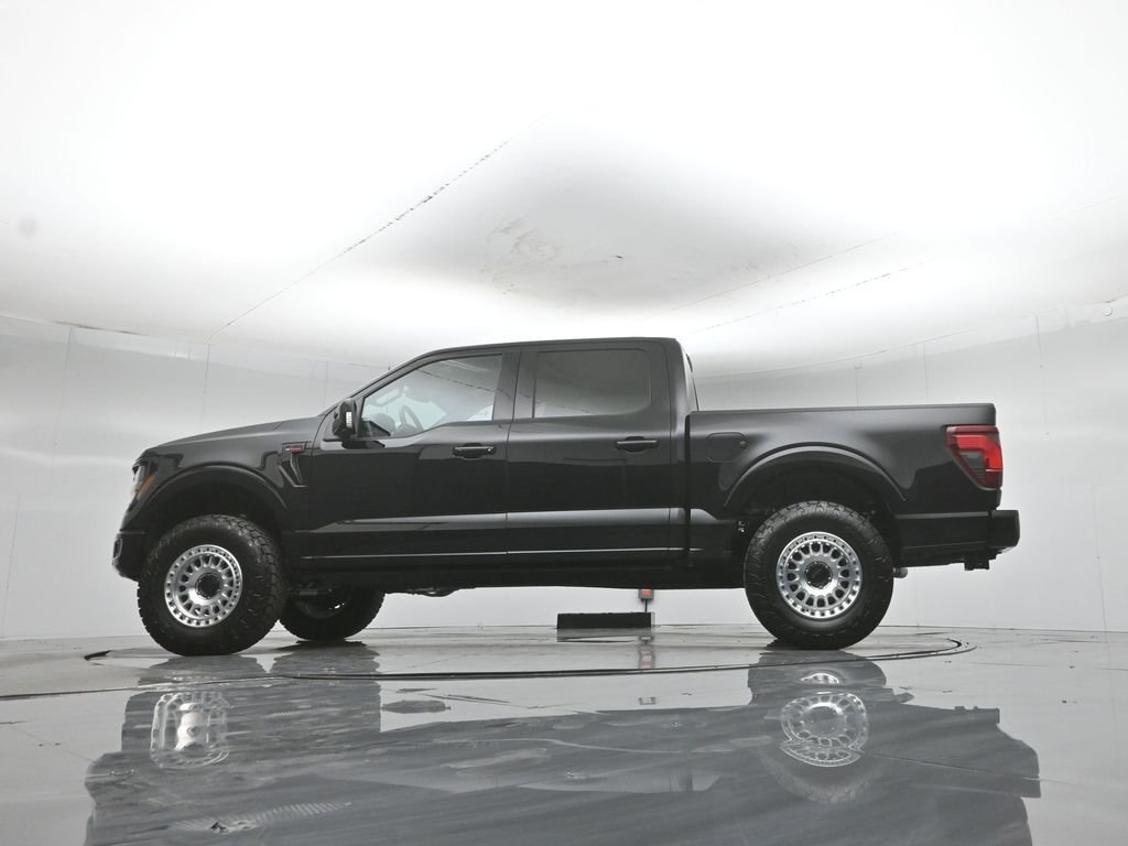 Used 2025 Black Ford XLT image 54