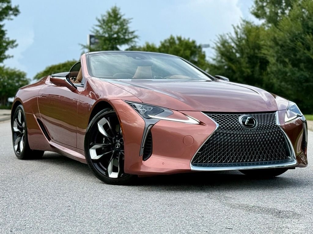 Used 2024 Brown Lexus 500 image 1