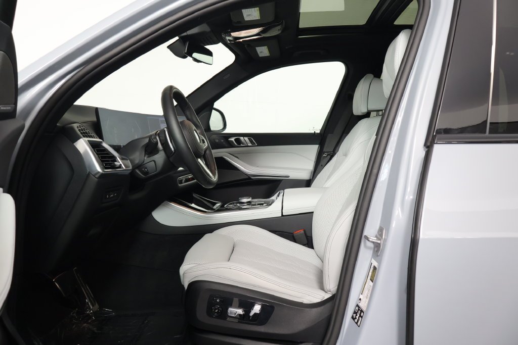 Certified Used 2026 Brooklyn Grey Metallic BMW xDrive40i image 10