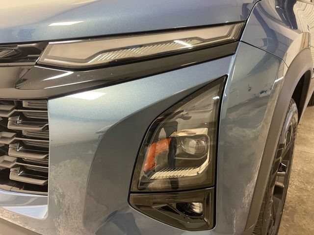 Used 2026 Lakeshore Blue Metallic Chevrolet LT image 4