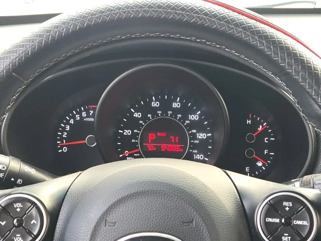 Used 2019 Red Kia Plus image 10