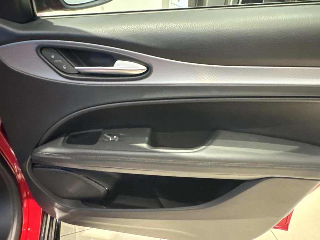 2026 Alfa Romeo Stelvio Base - Photo 24