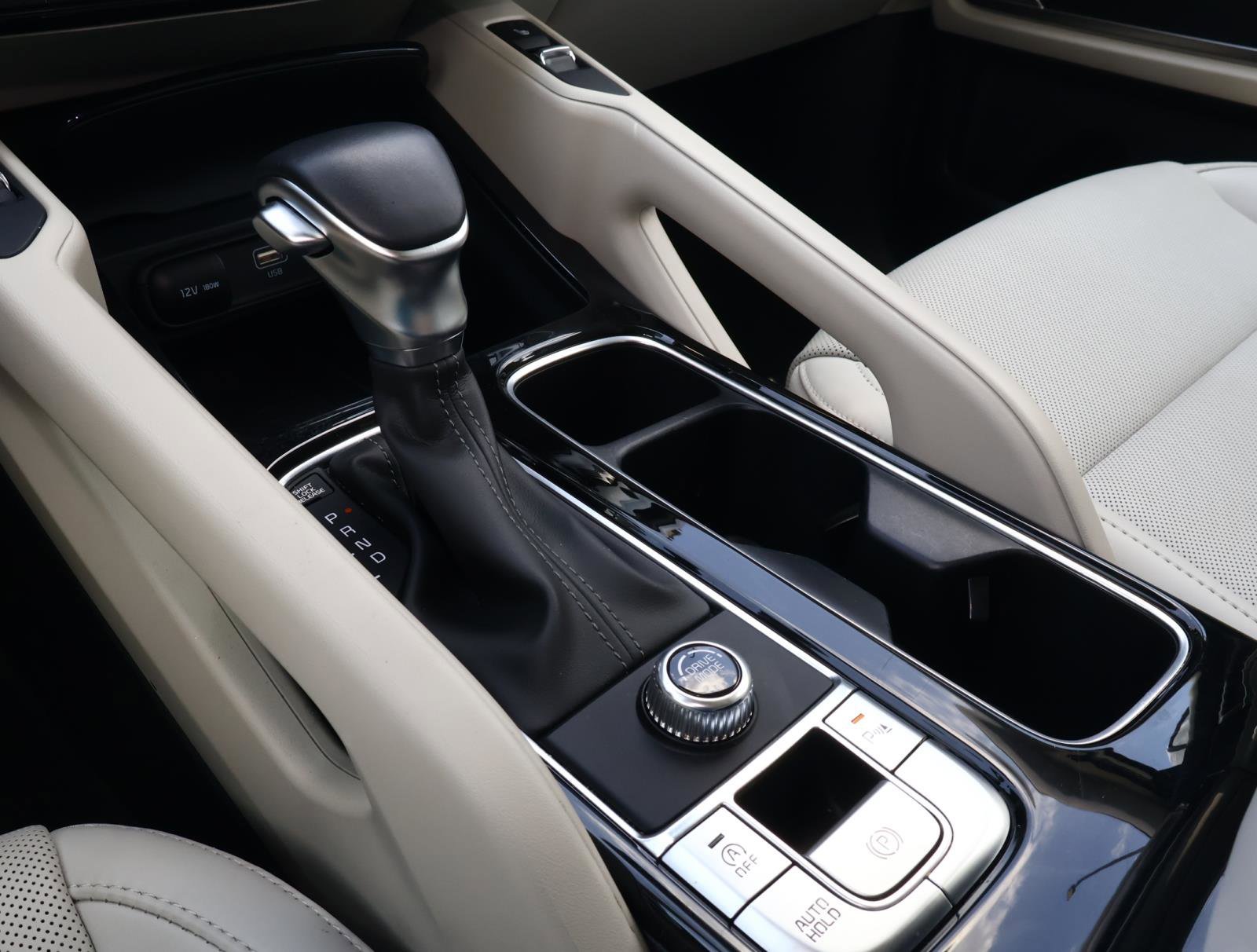 2025 Kia Telluride S - Photo 23