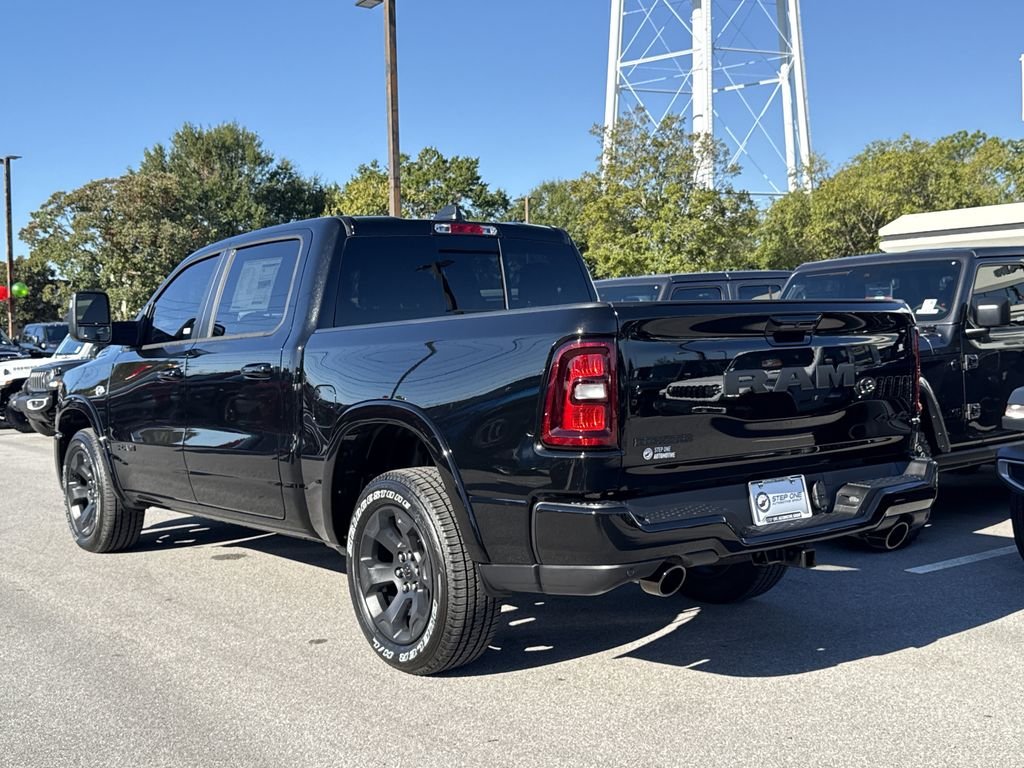 New 2026 Diamond Black Crystal Pearl-Coat Exterior Paint Ram Big Horn/Lone Star image 8