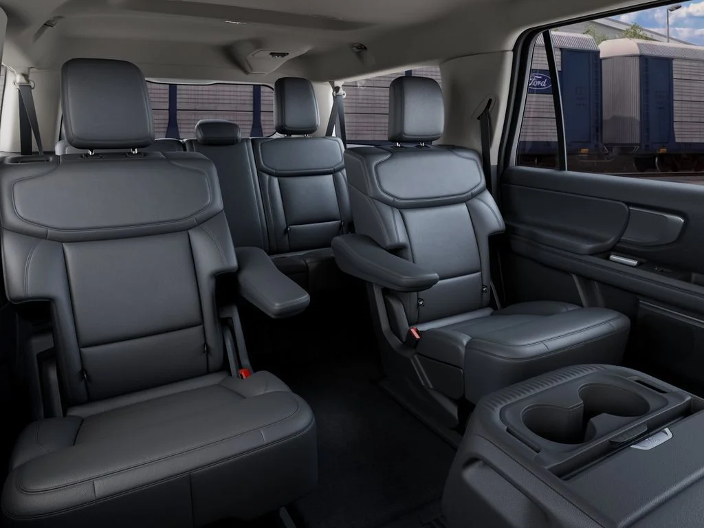 New 2027 Dark Matter Gray Metallic Ford Active image 10