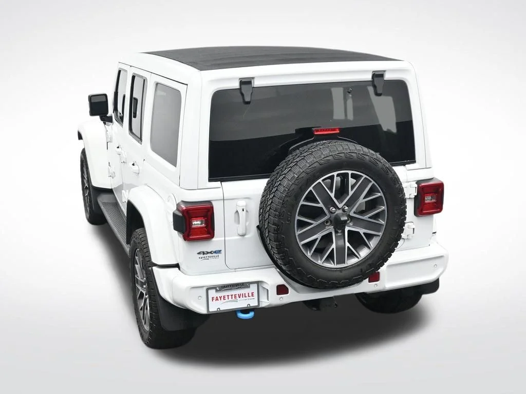 Used 2024 White Jeep High Altitude 4xe image 28