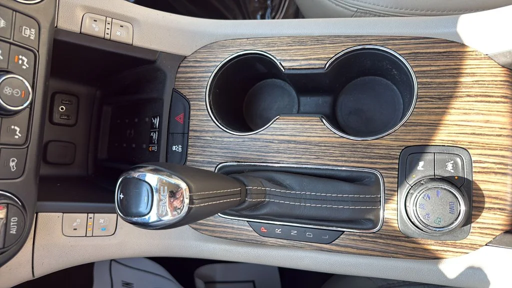 Used 2019 Blue GMC Denali image 17
