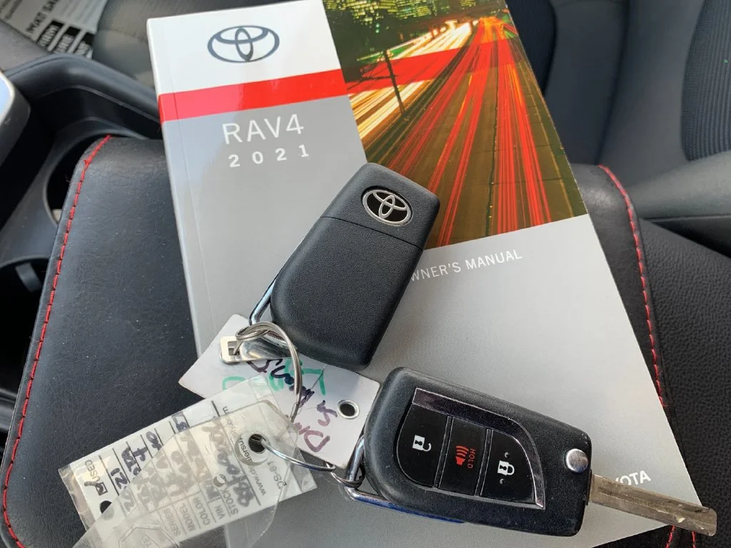 Used 2021 Red Toyota LE image 9