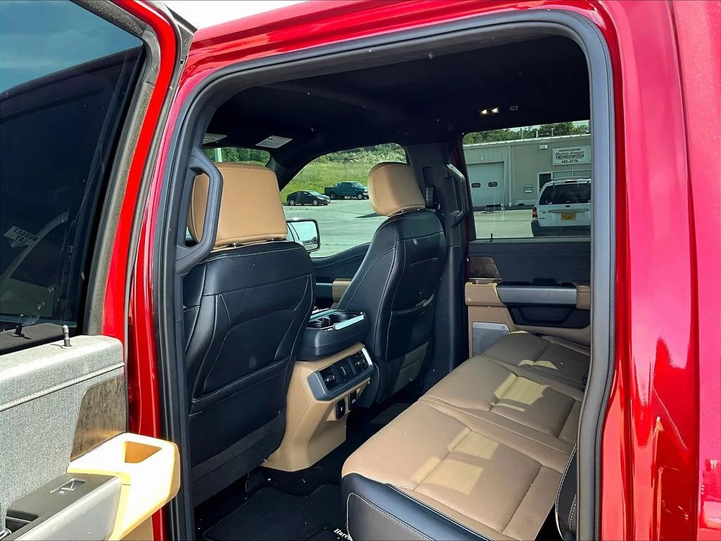 Used 2022 Red Ford Lariat image 8