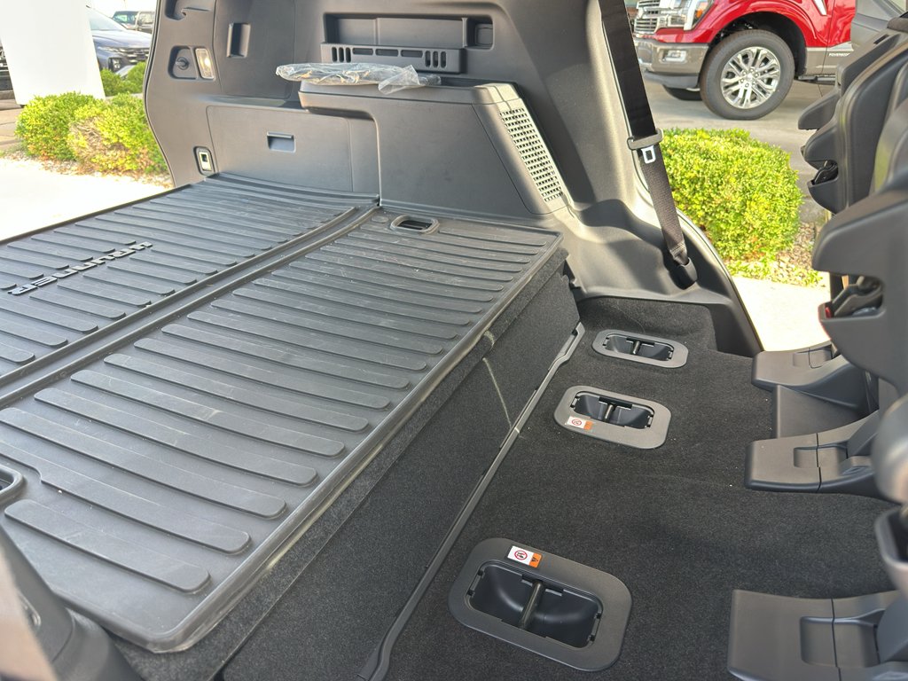 Used 2025 Gray Toyota Platinum image 38