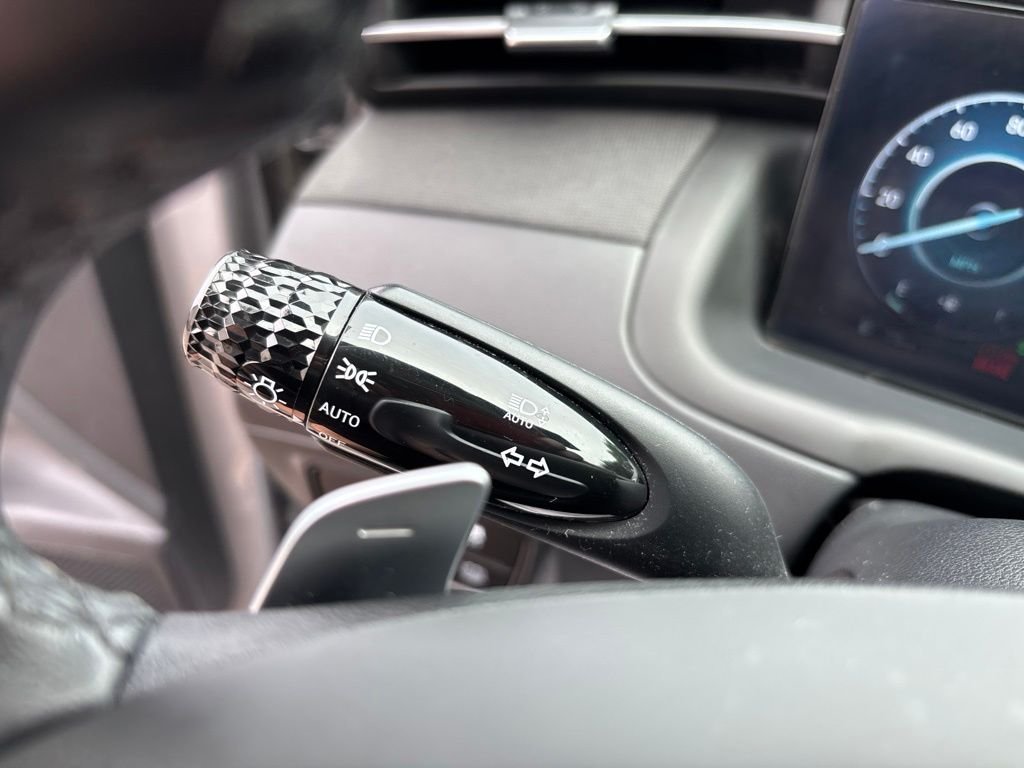 Certified Used 2024 Silver Hyundai SEL Convenience image 29