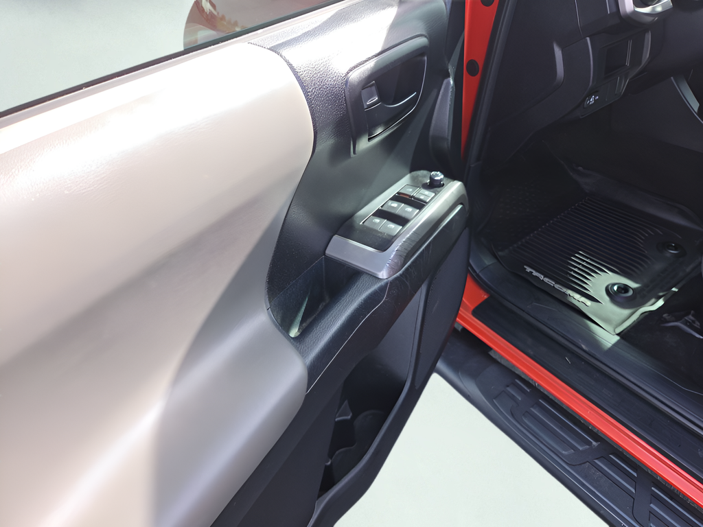 Used 2017 Red Toyota SR5 image 14