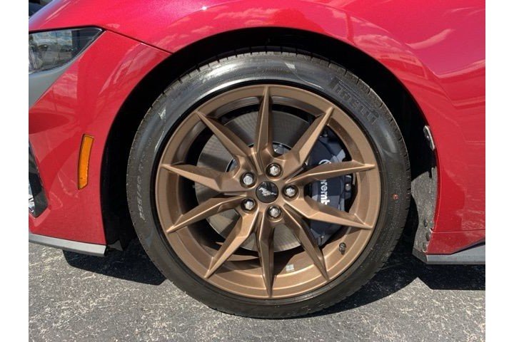 New 2025 Molten Magenta Metallic Tri-coat Ford Dark Horse™ image 10
