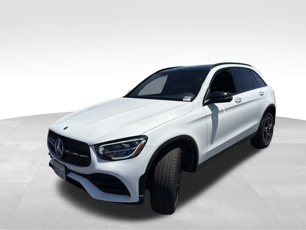 Used 2020 White Mercedes-Benz GLC 300 image 4