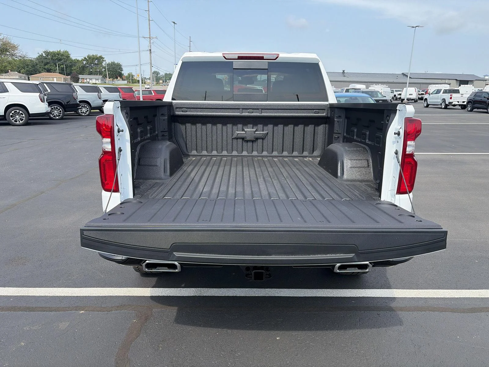 New 2026 Summit White Chevrolet LT Trail Boss image 5