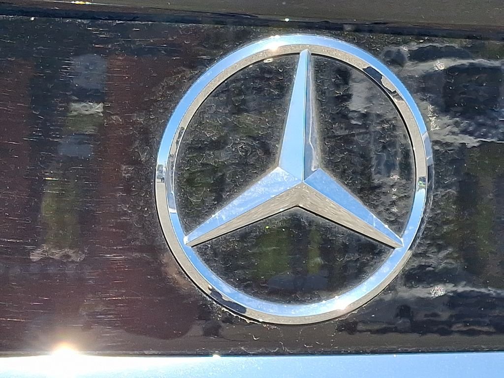 Used 2021 Black Mercedes-Benz C 300 image 9