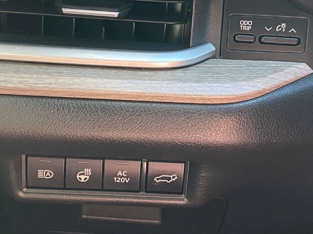 Certified Used 2025 Pearl Toyota Limited image 21