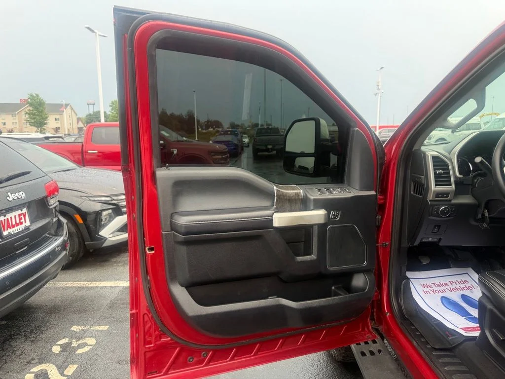 Used 2021 Red Metallic Ford Lariat image 19