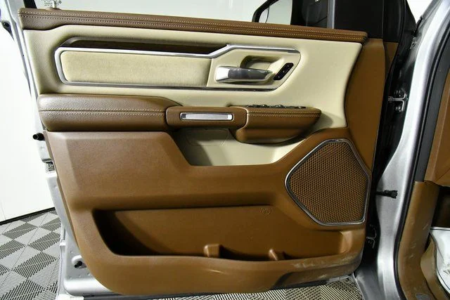Used 2021 Silver Ram Laramie image 21