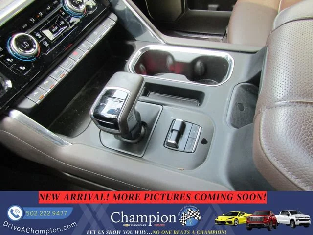 Used 2025 White Frost Tricoat GMC Denali image 26