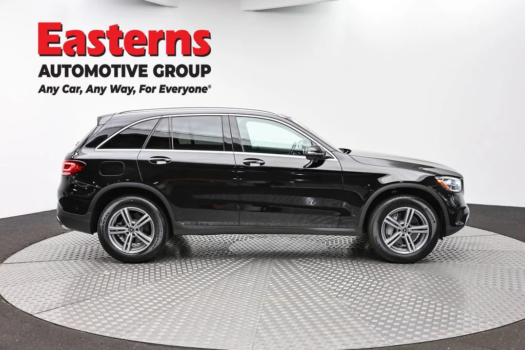 Used 2021 Black Mercedes-Benz GLC 300 image 4