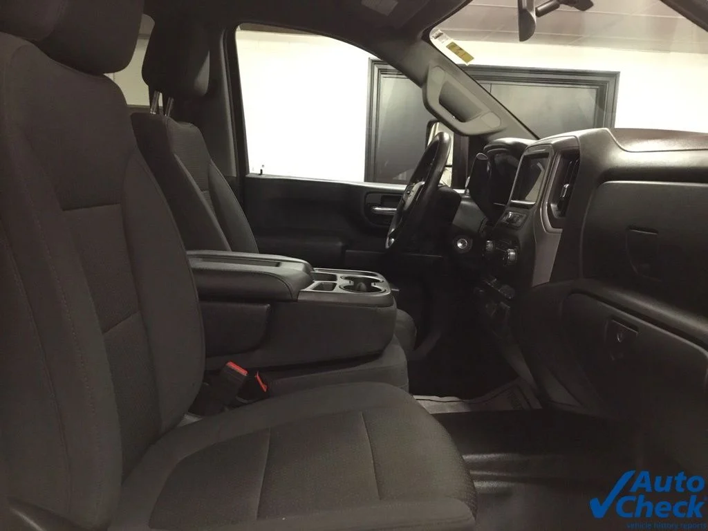 Used 2020 Red Chevrolet Work Truck image 40