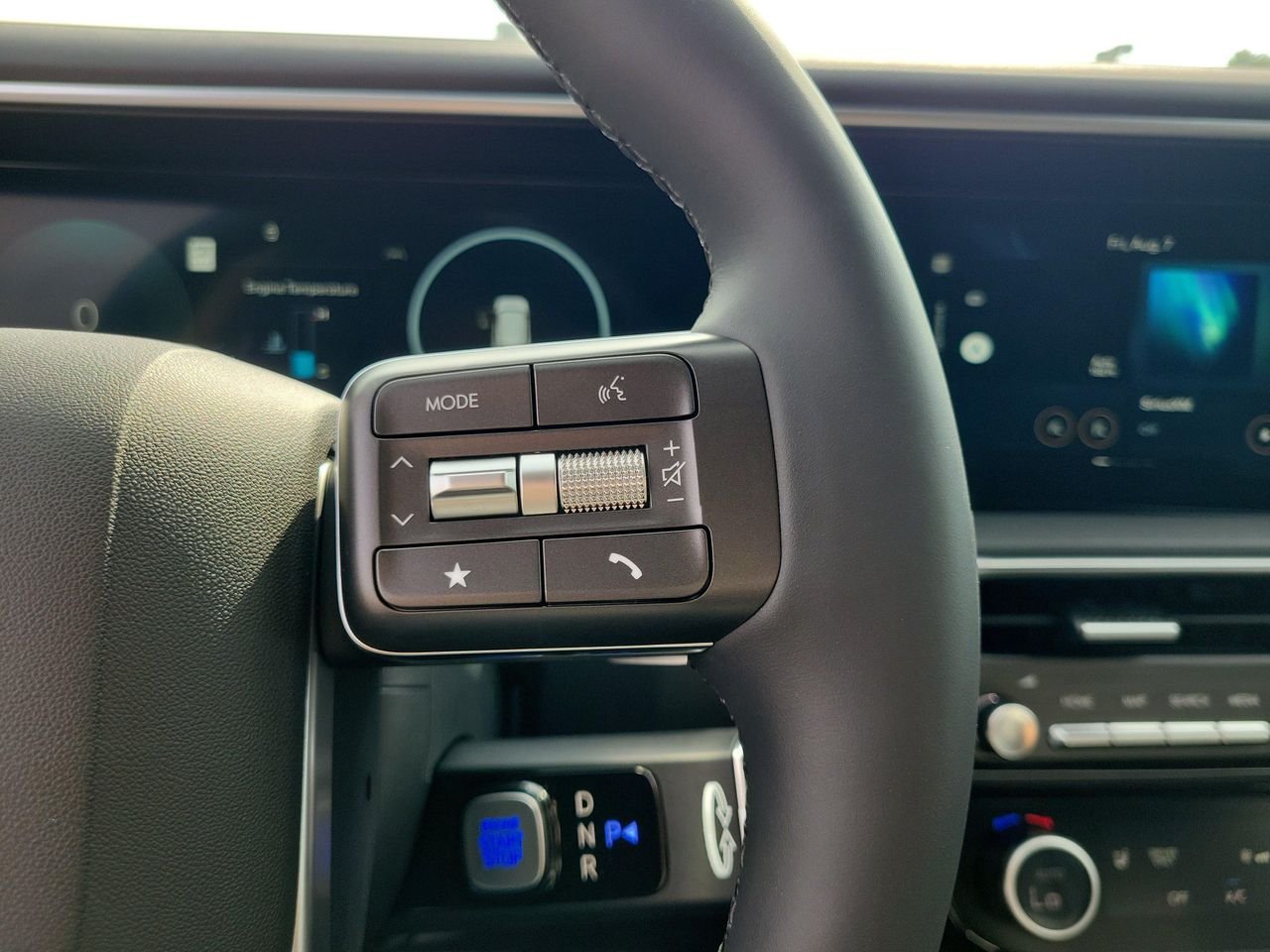New 2026 Classy Blue Pearl Hyundai SEL 8P image 24