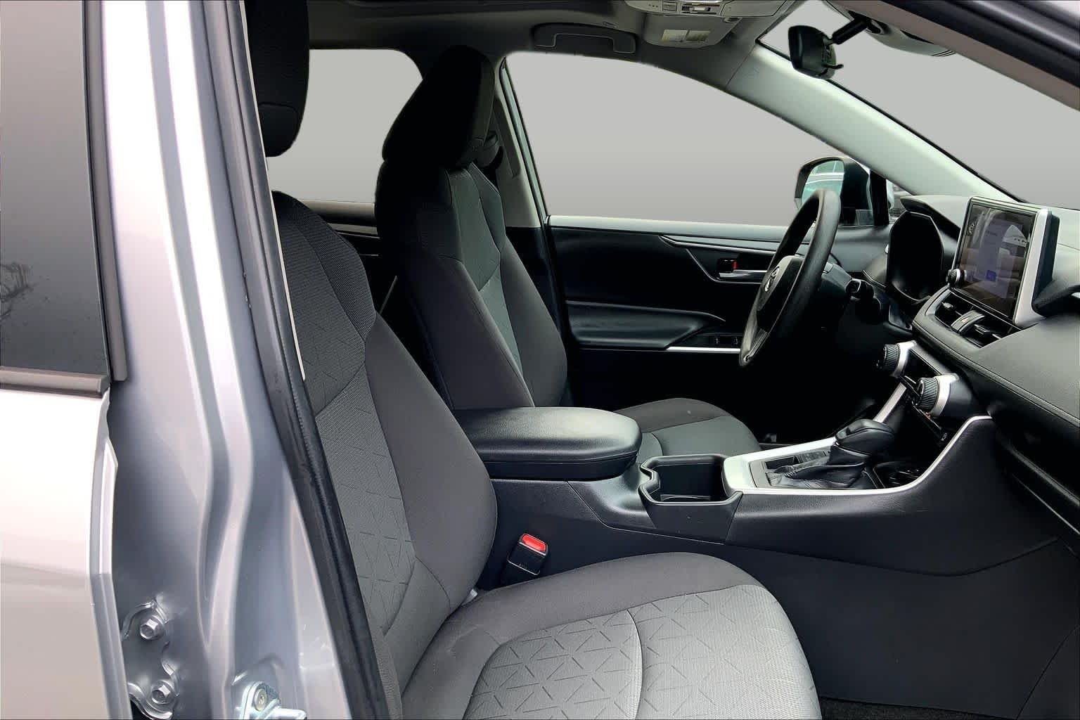 Used 2023 Silver Sky Metallic Toyota XLE image 9