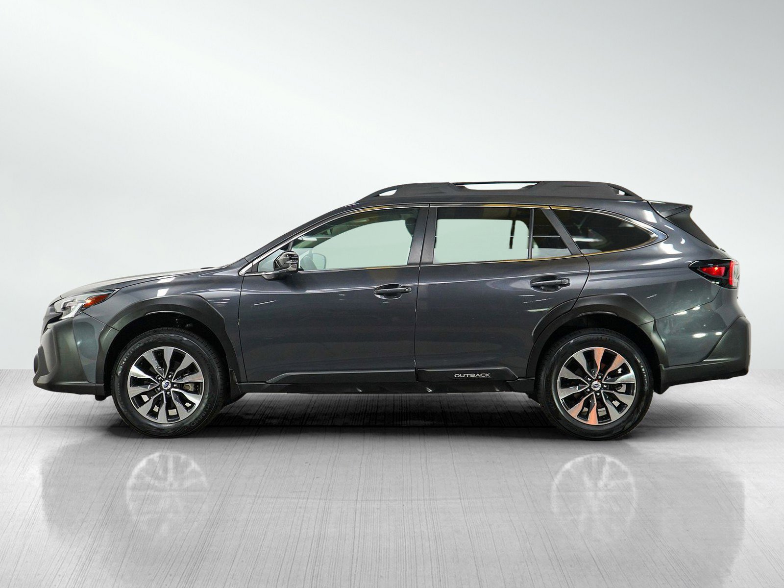 Used 2023 Subaru Outback Limited with VIN 4S4BTANC9P3177045 for sale in Burnsville, Minnesota