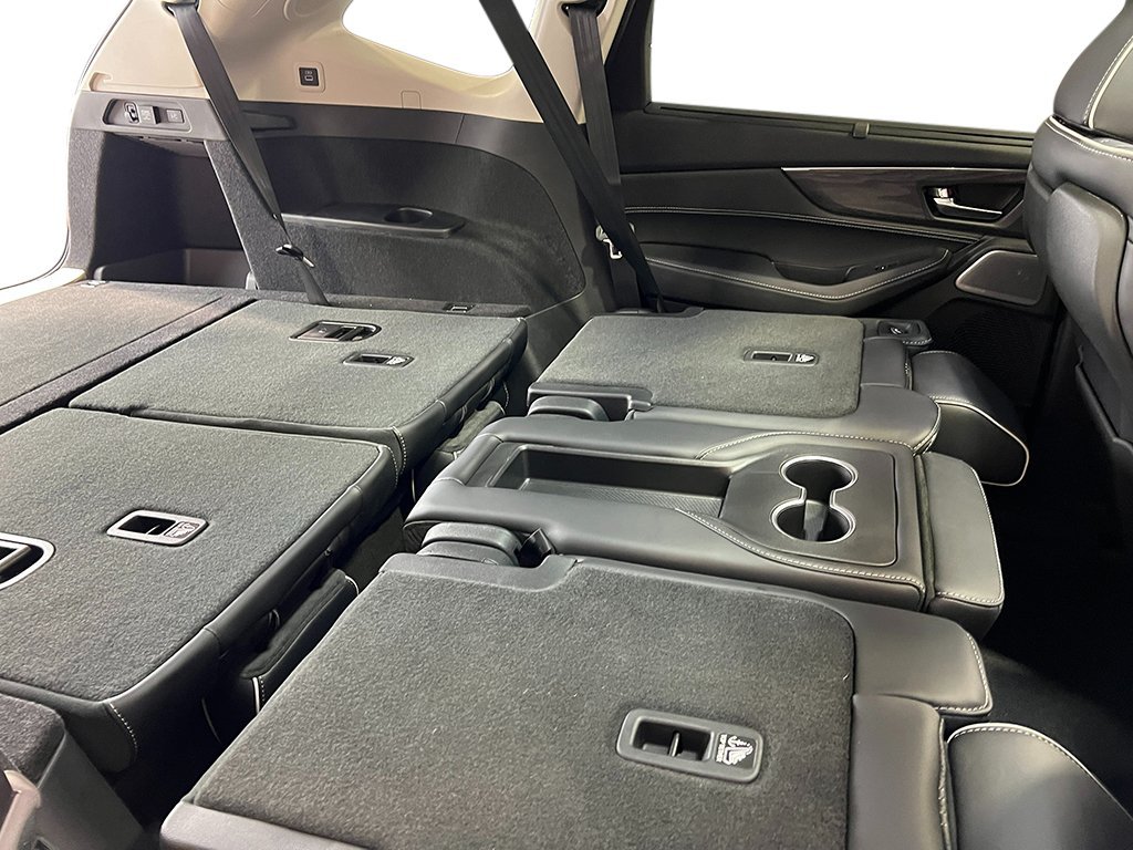 New 2026 Liquid Carbon Metallic Acura w/Advance Package image 36