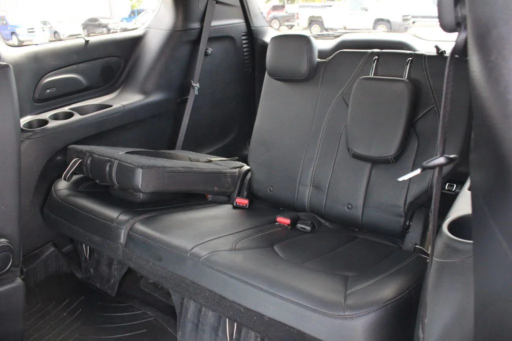 Used 2019 Black Chrysler Touring L Plus image 20