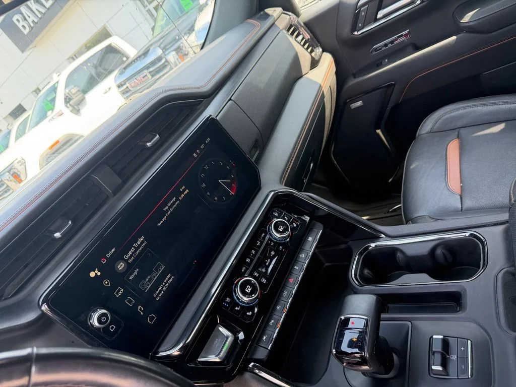 Used 2023 Sterling Metallic GMC AT4 image 17