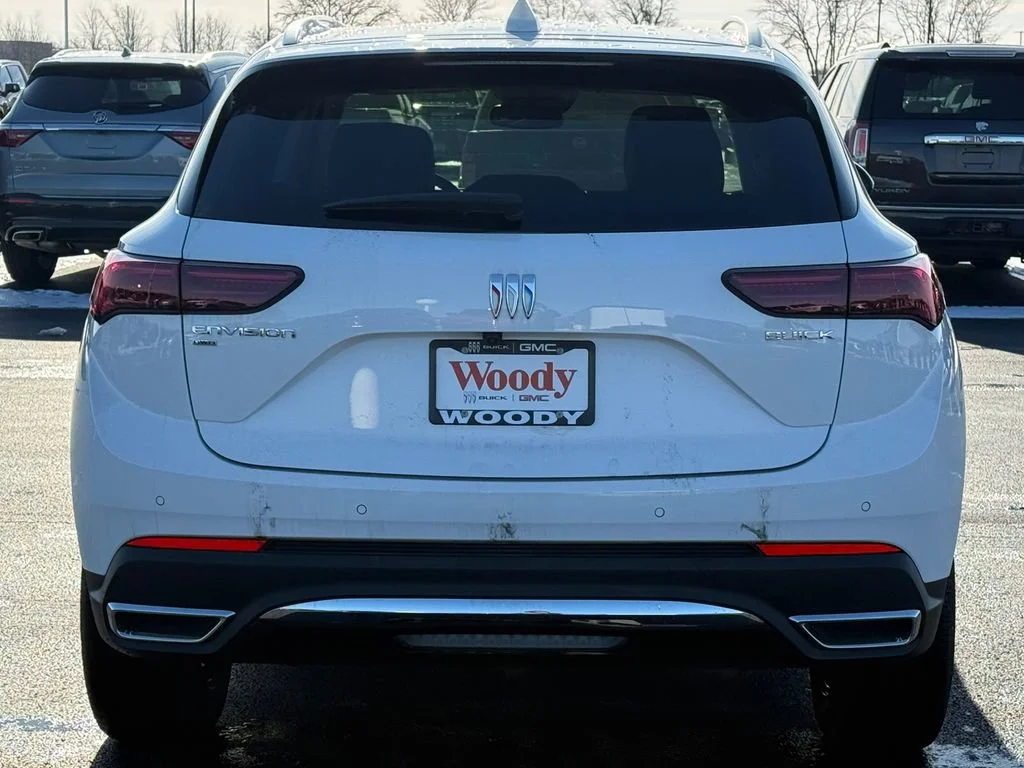 New 2026 Summit White Buick Preferred image 9