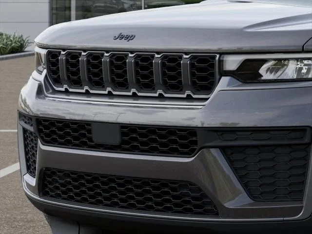 New 2026 Baltic Gray Metallic Clear-Coat Exterior Paint Jeep Altitude image 37