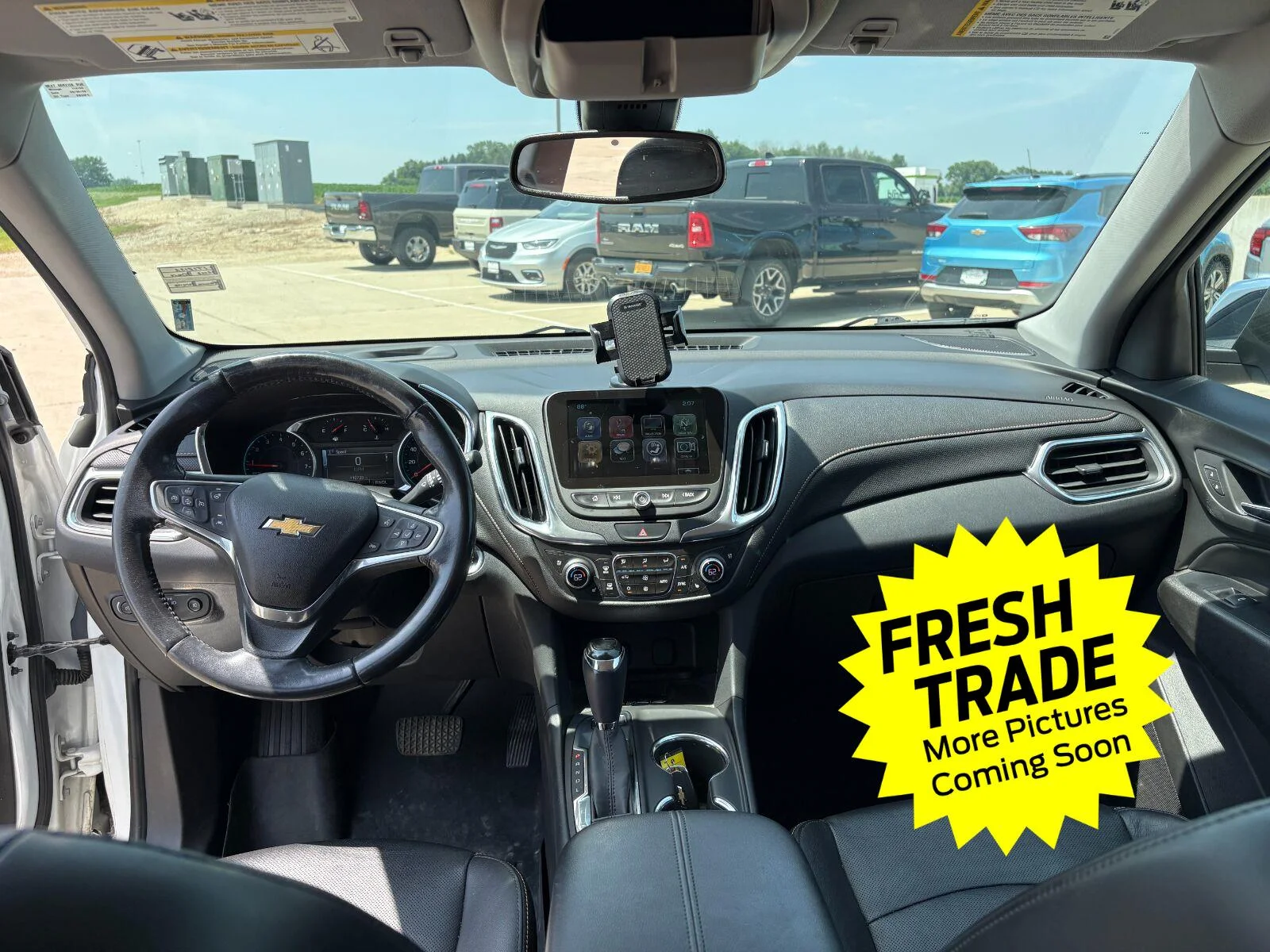 Used 2018 Summit White Chevrolet Premier image 9