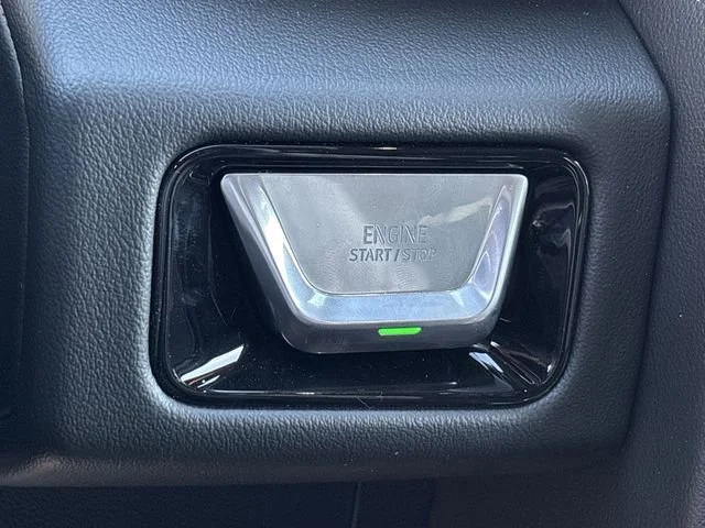 2026 GMC Yukon XL Elevation - Photo 17
