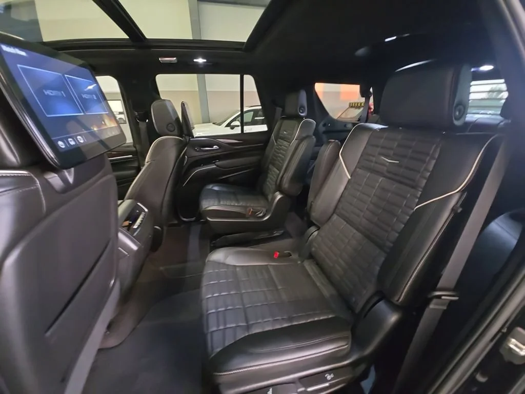 Used 2023 Black Raven Cadillac Premium Luxury Platinum image 22