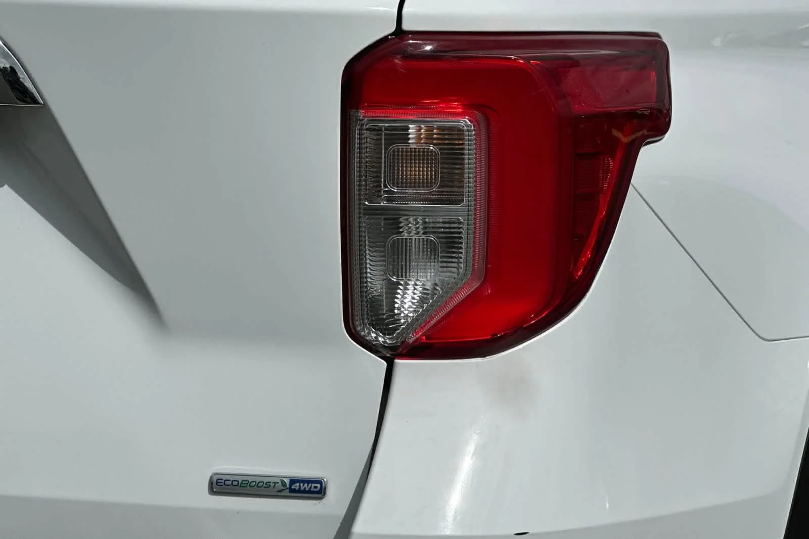 Used 2020 Oxford White Ford XLT image 28