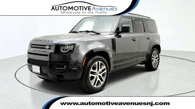 2024 Land Rover Defender 110 P400 X-Dynamic SE