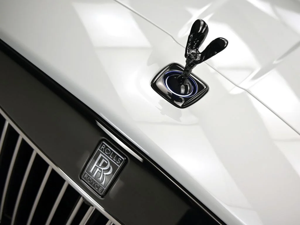 New 2027 English White Rolls-Royce Black Badge image 17