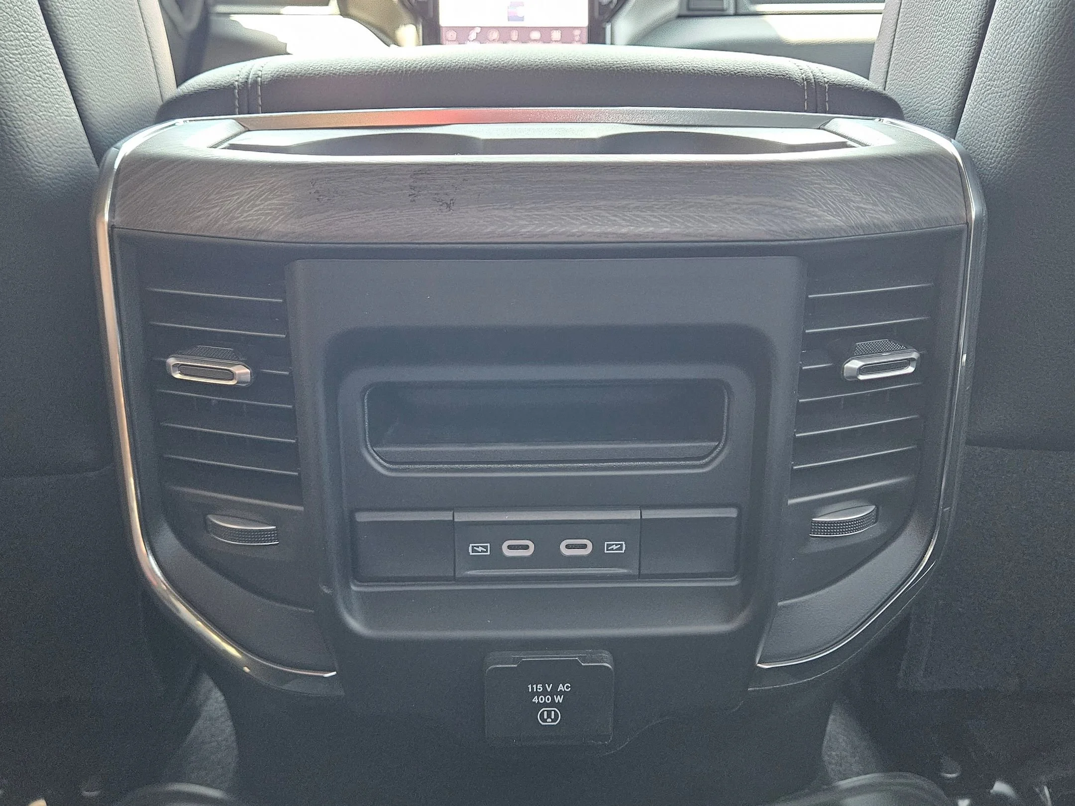 New 2026 Diamond Black Crystal Pearlcoat Ram Laramie image 23