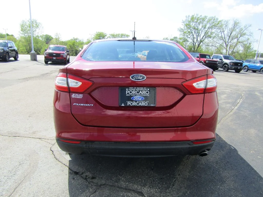 Used 2014 Ruby Red Tinted Clearcoat Ford S image 5
