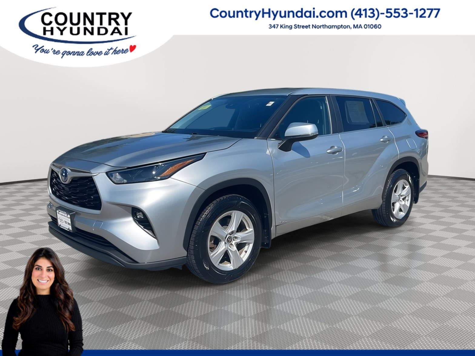 2023 Toyota Highlander LE - Photo 1